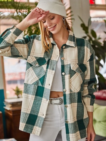Camicia da donna di olalook in verde: frontale