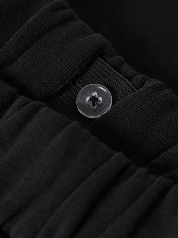 NAME IT - Pierna ancha Pantalón en negro
