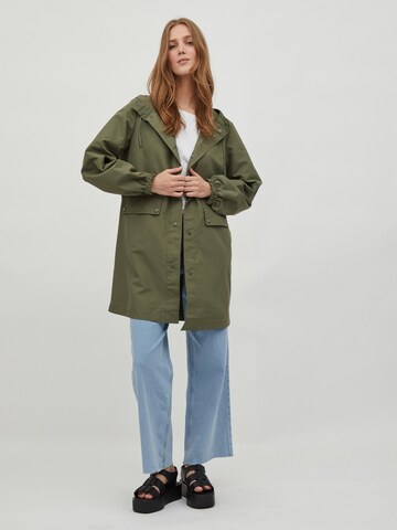 VILA Between-seasons coat 'KELSEY' in Green