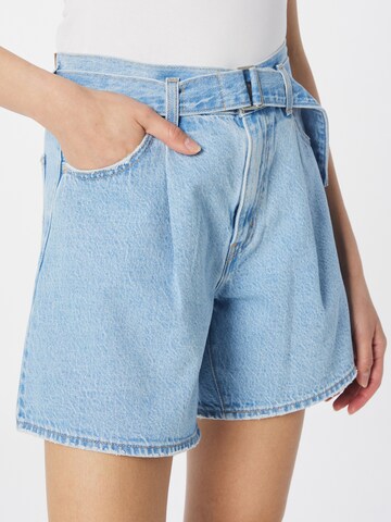 zils LEVI'S ® Standarta Buktēti džinsi 'Belted Short WB'