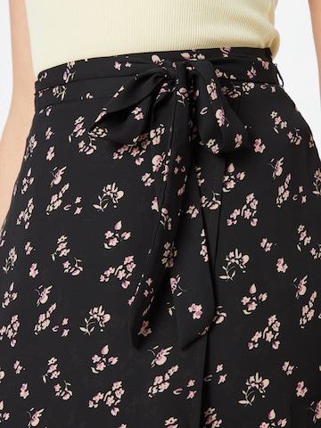 ABOUT YOU Skirt 'Flora' in Black