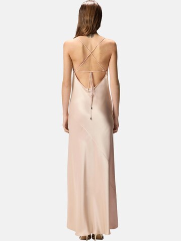 Abito '106587 A1Y5' di PINKO in beige