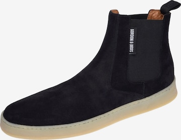 Gordon & Bros Chelsea Boots in Black: front