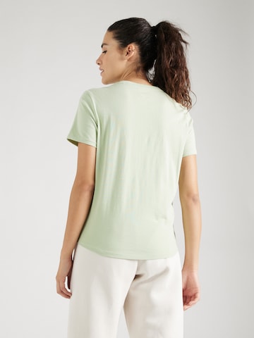Nike Sportswear Shirt 'Club Essential' in Groen