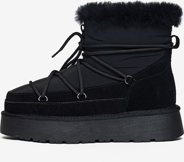 Gooce Bootsit 'Warm' värissä musta: etupuoli