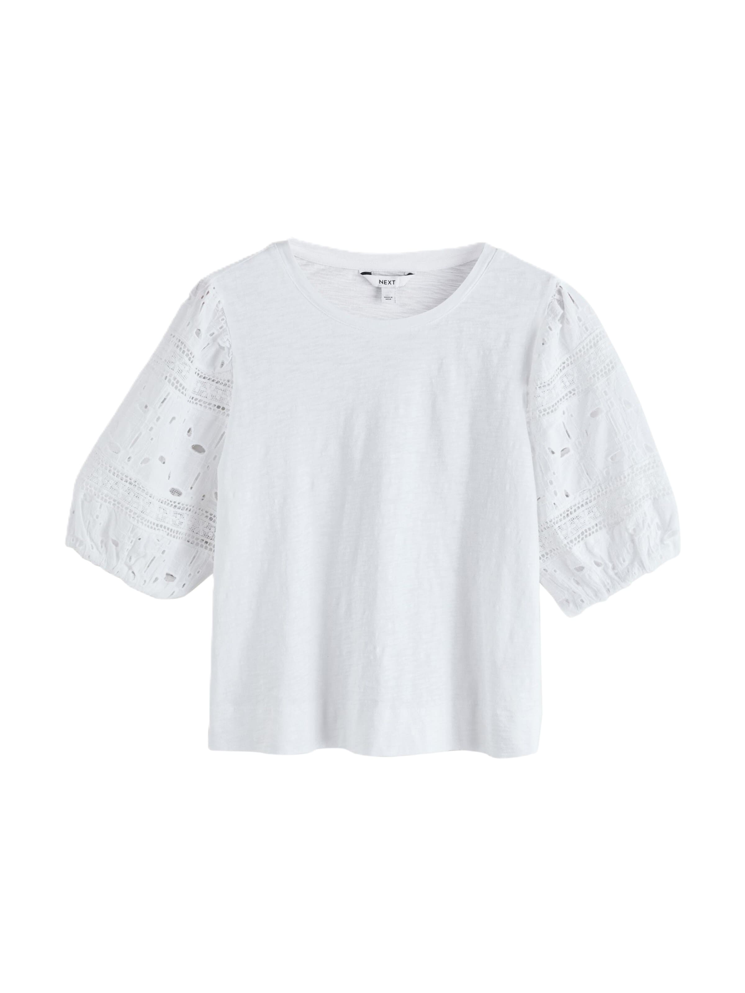 Next Shirt in White: front