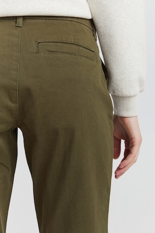 Oxmo Regular Chino Pants 'Pilar' in Green