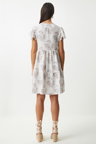 Happiness İstanbul Лятна рокля в бяло