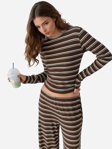 Tenue d'intérieur 'Zweiteiliges Set' Hiccup en marron
