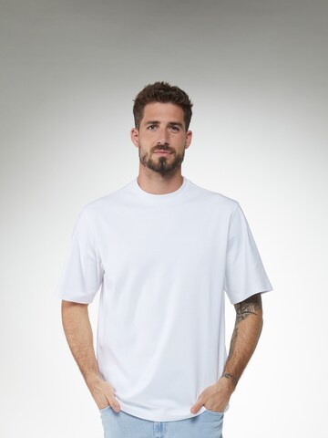 ABOUT YOU x Kevin Trapp Shirt 'Kai' in Wit: voorkant
