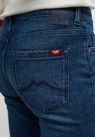 MUSTANG Slimfit Jeans 'Shelby' in Blau