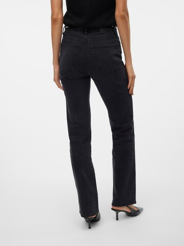 VERO MODA Bootcut Džíny 'Tessa' – černá