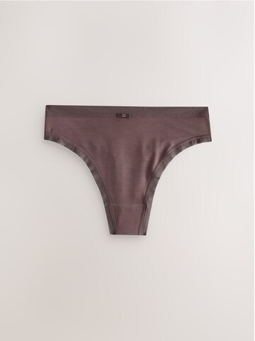 Tanga de la Next pe maro