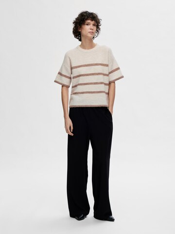 SELECTED FEMME Sweater in Beige