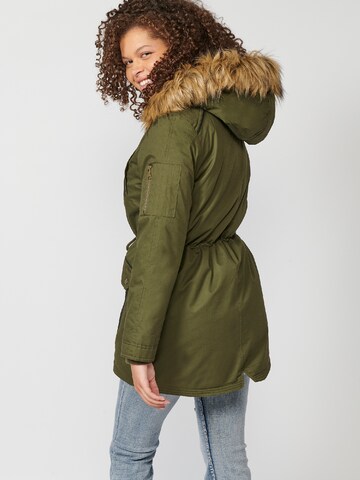 KOROSHI Between-seasons parka in Green