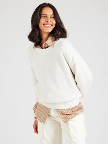 AMERICAN VINTAGE Sweater 'VITOW' in White: front