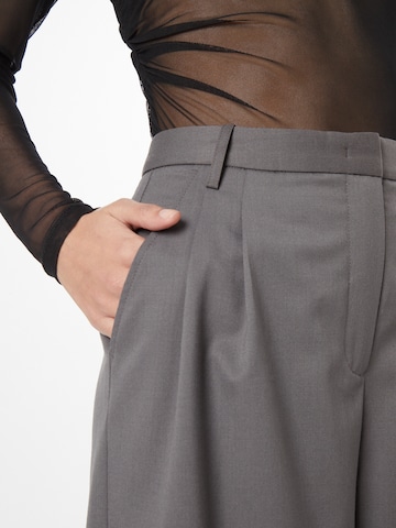 Wide leg Pantaloni con pieghe 'Jolene' di Designers Remix in grigio