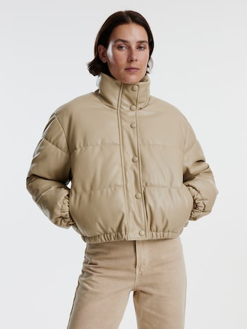 EDITED Prehodna jakna 'Nikolina' | bež barva: sprednja stran
