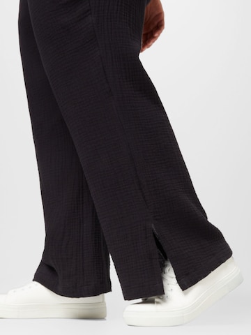 ONLY Carmakoma Flared Pants 'CARTHEIS' in Black