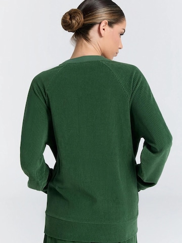 Leela COTTON Sweatjacke‌‌ in Grün