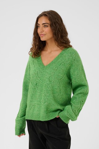 CULTURE Sweater in Green