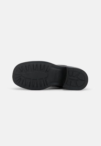 VAGABOND SHOEMAKERS Ankle Boots 'KARLIE' in Black