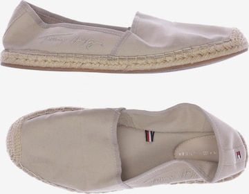 TOMMY HILFIGER Halbschuh 38 in Beige: predná strana