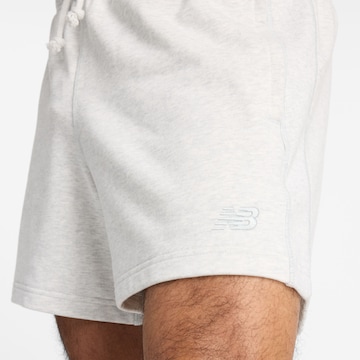Loosefit Pantaloni 'Athletics French Terry Short 5"' di new balance in bianco