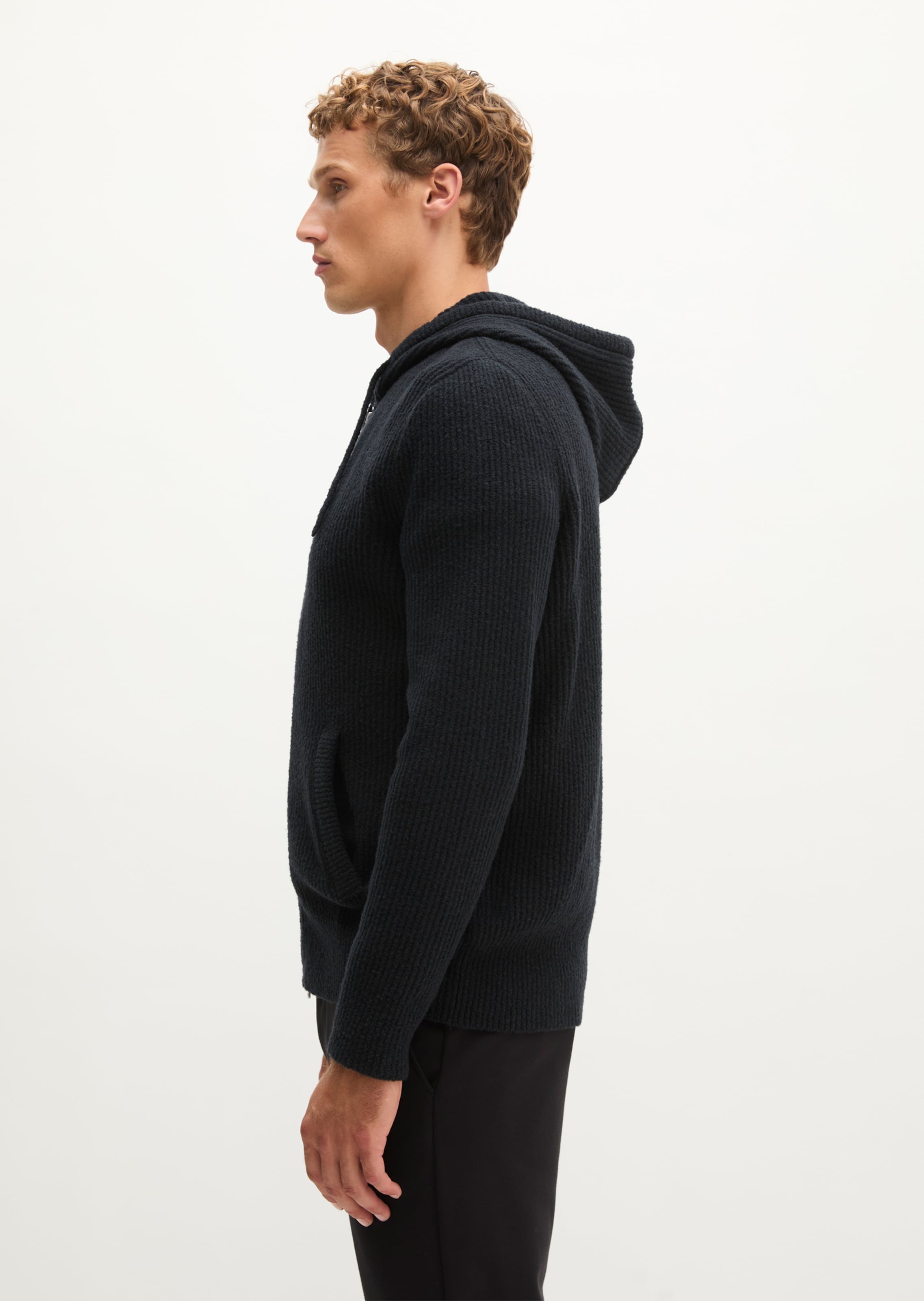 Marc O'Polo Strickjacke in Schwarz: Seite