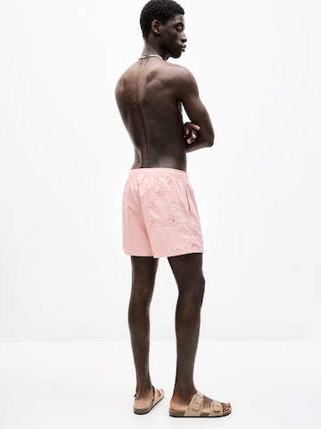 Pull&Bear Plavecké šortky – pink