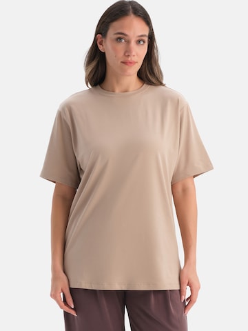 T-shirt Dagi en marron : devant