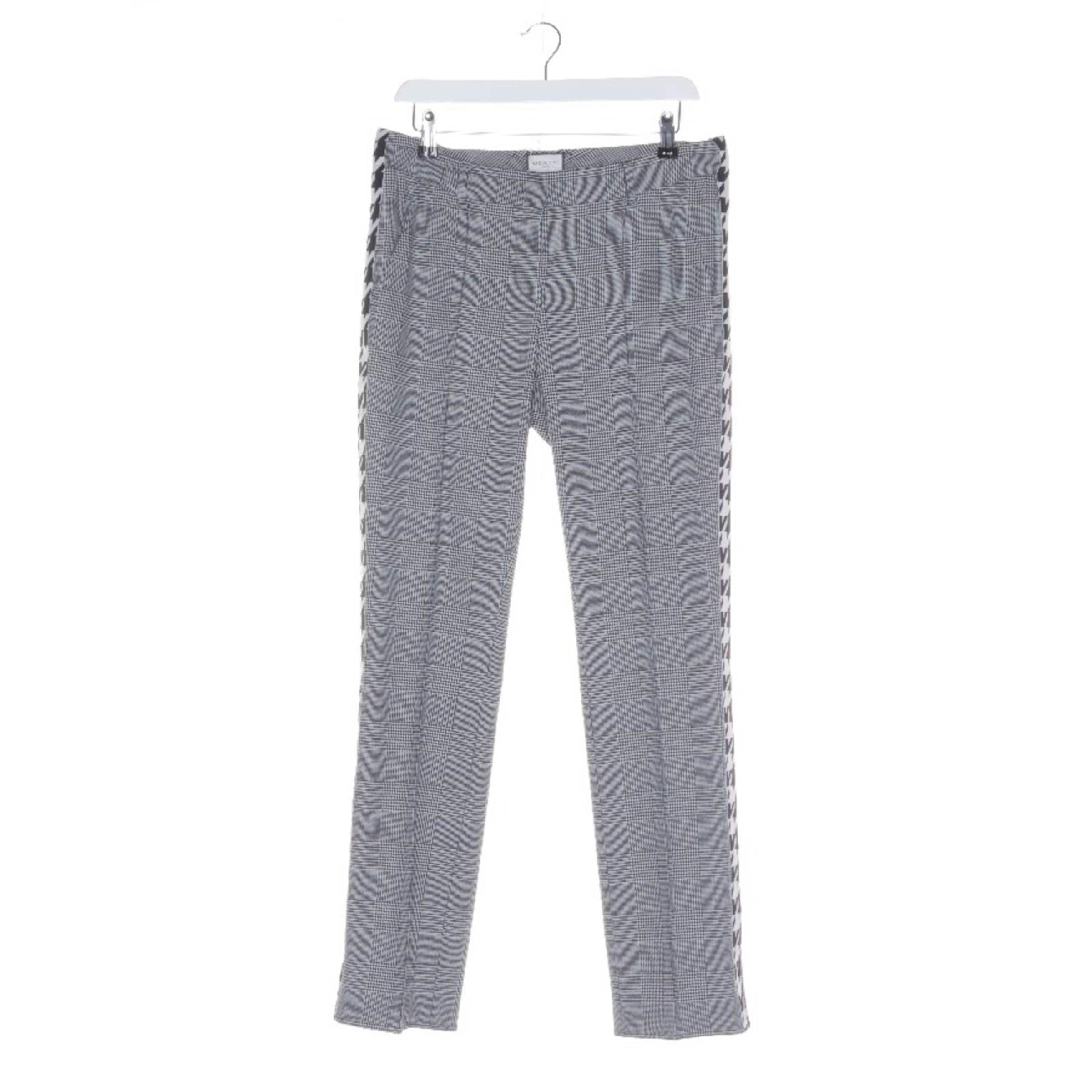 Seductive Pants in M in Black: front