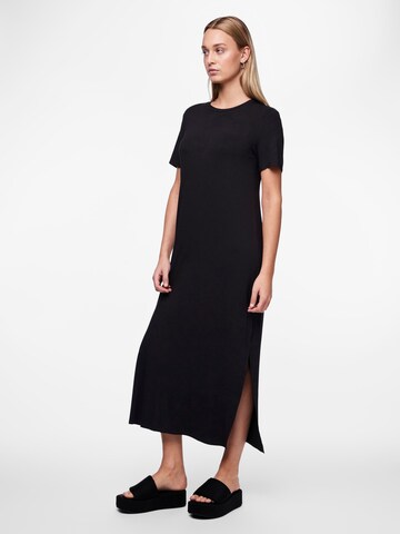 Rochie 'SOFIA' de la PIECES pe negru