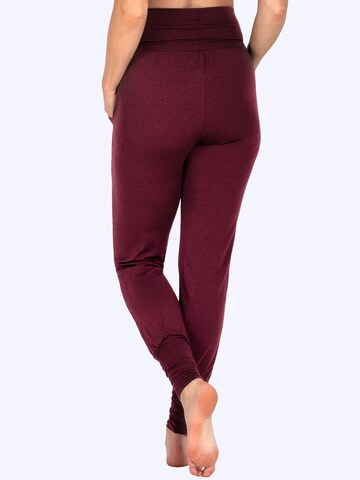 Magadi Regular Workout Pants 'Paula' in Red