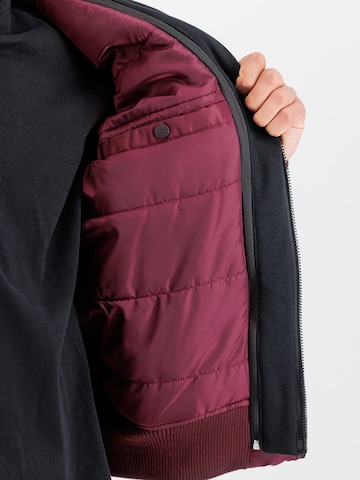 ALPHA INDUSTRIES Демисезонная куртка 'MA-1 D-Tec' в Красный