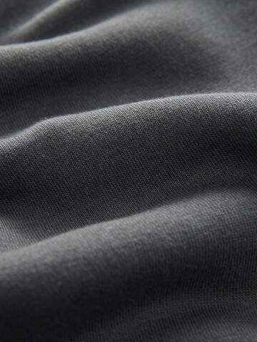 Next Tapered Gargohousut 'Utility' värissä harmaa