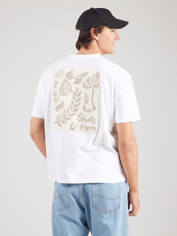 GUESS - Camisa em branco: frente