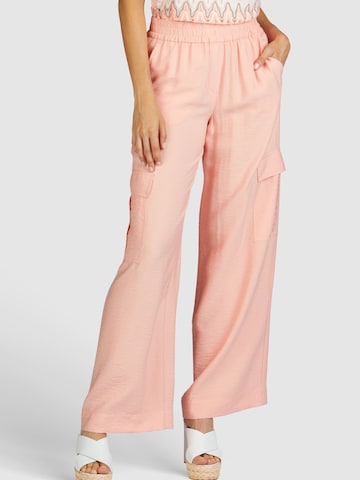 MARC AUREL Loose fit Cargo Pants in Pink: front
