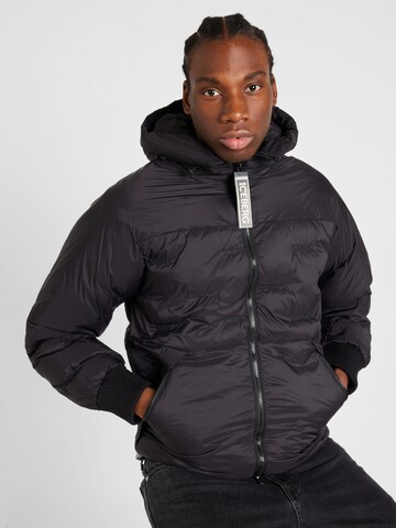 ICEBERG Winter Jacket in Black: front