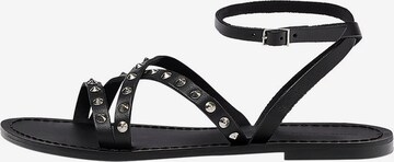 Pull&Bear Sandalen met riem in Zwart