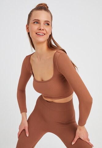 Leif Nelson Top in Brown: front