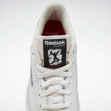 Sneaker low 'Club C 85' de la Reebok pe alb