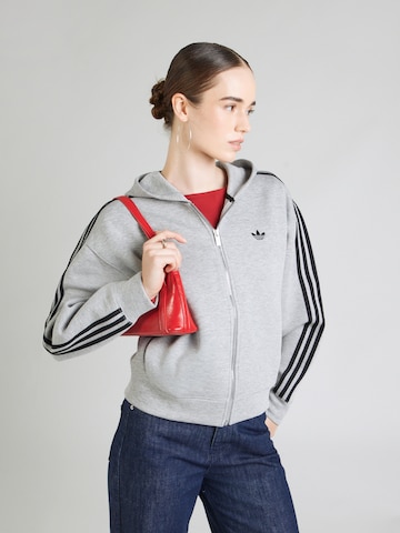 ADIDAS ORIGINALS - Sudadera con cremallera 'Spacer' en gris: frente