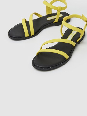 Pepe Jeans Strap Sandals 'Hayes Juice' in Yellow