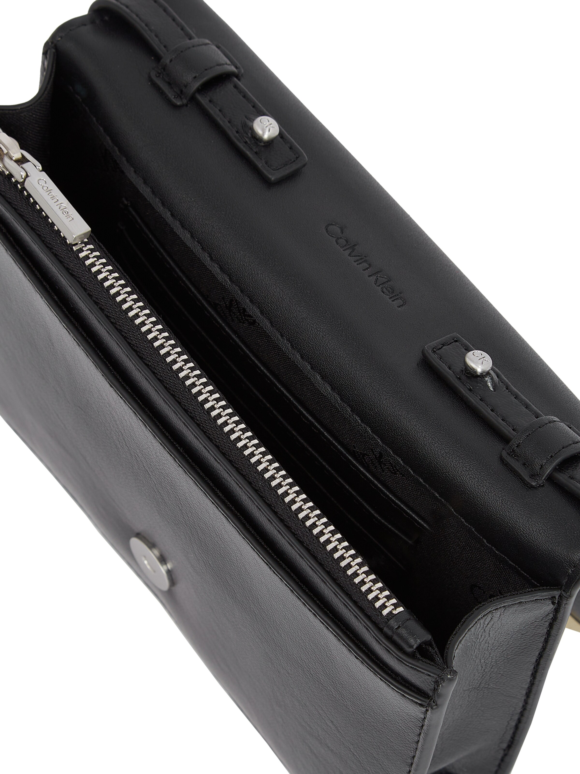 Calvin Klein Taška cez rameno - Čierna