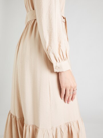Trendyol Kleid in Beige