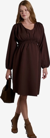 Robe LYN MAMA en marron : devant