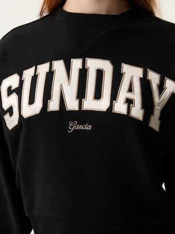 GARCIA Sweatshirt in Black