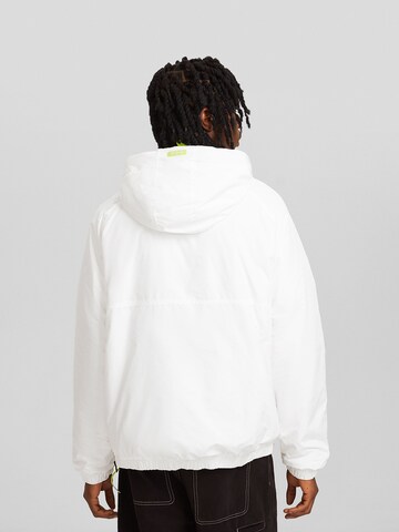 Veste mi-saison Bershka en blanc