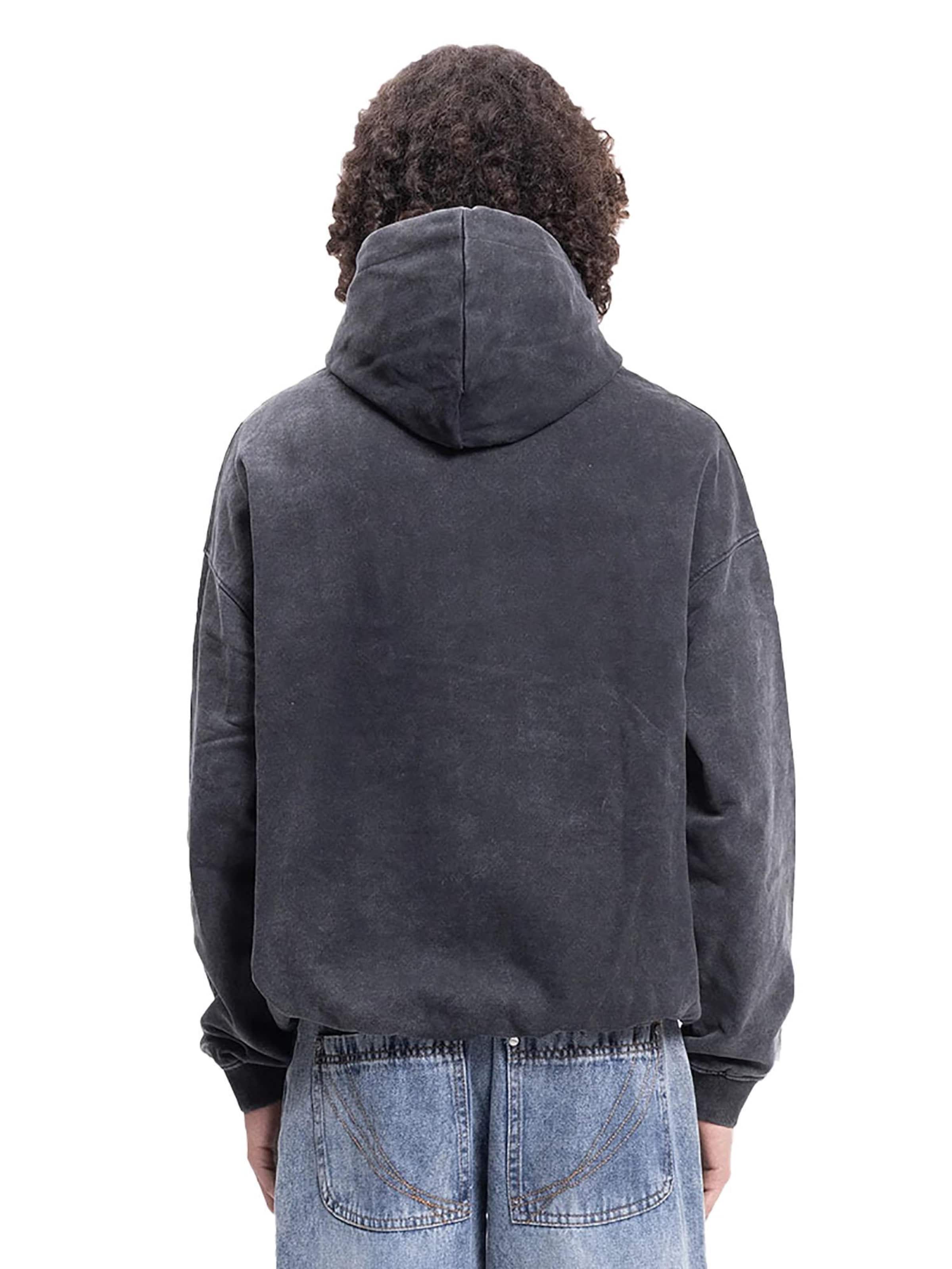 FAVELA Sweater in Black